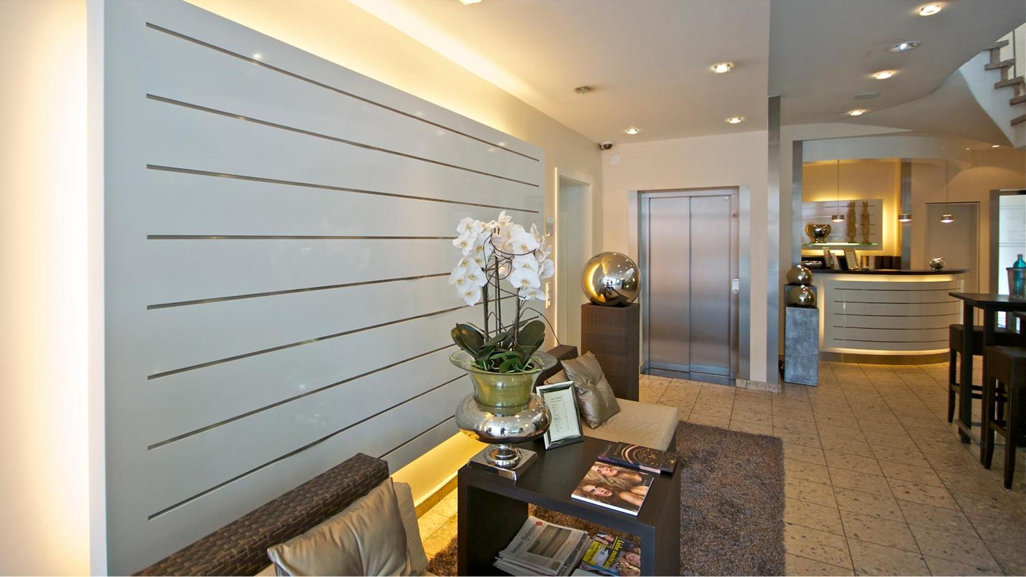 Thomas Hotel Spa & Lifestyle Husum  Bagian luar foto
