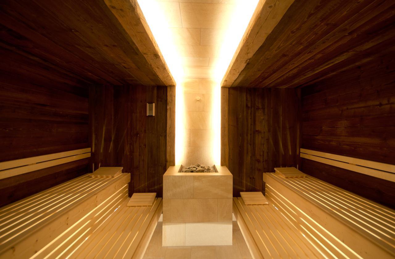Thomas Hotel Spa & Lifestyle Husum  Bagian luar foto