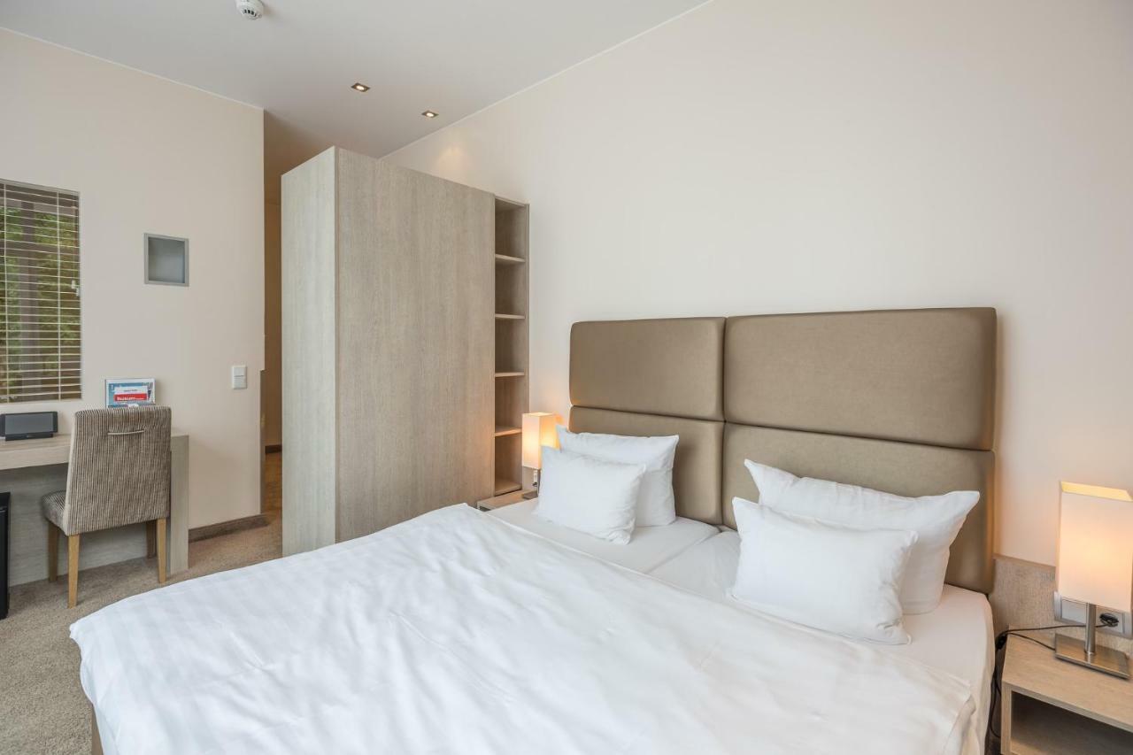 Thomas Hotel Spa & Lifestyle Husum  Bagian luar foto